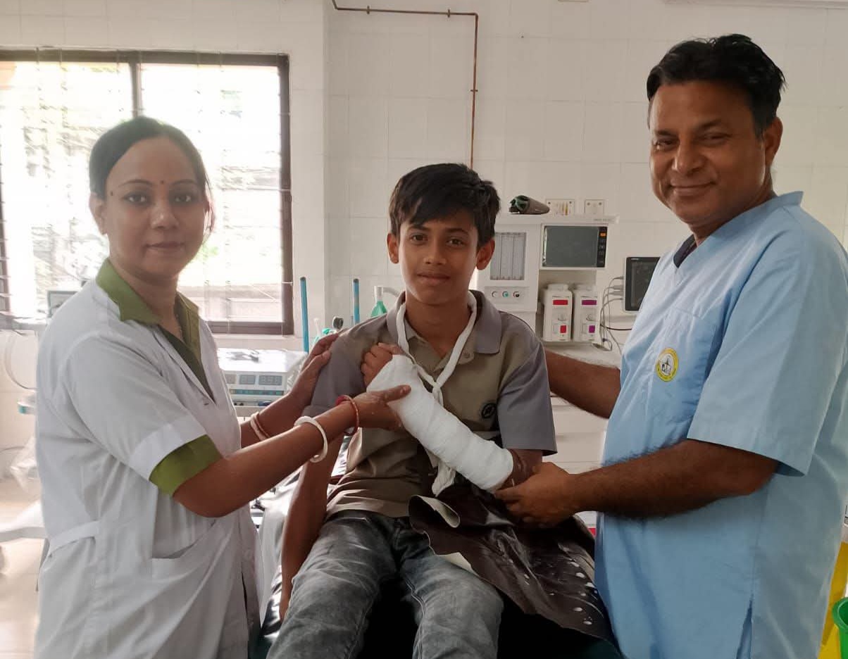 বোয়ালখালী উপজেলা স্বাস্থ্য কমপ্লেক্সে সম্পূর্ণ বিনামূল্যে মেজর অর্থোপেডিক সার্জারি সম্পন্ন