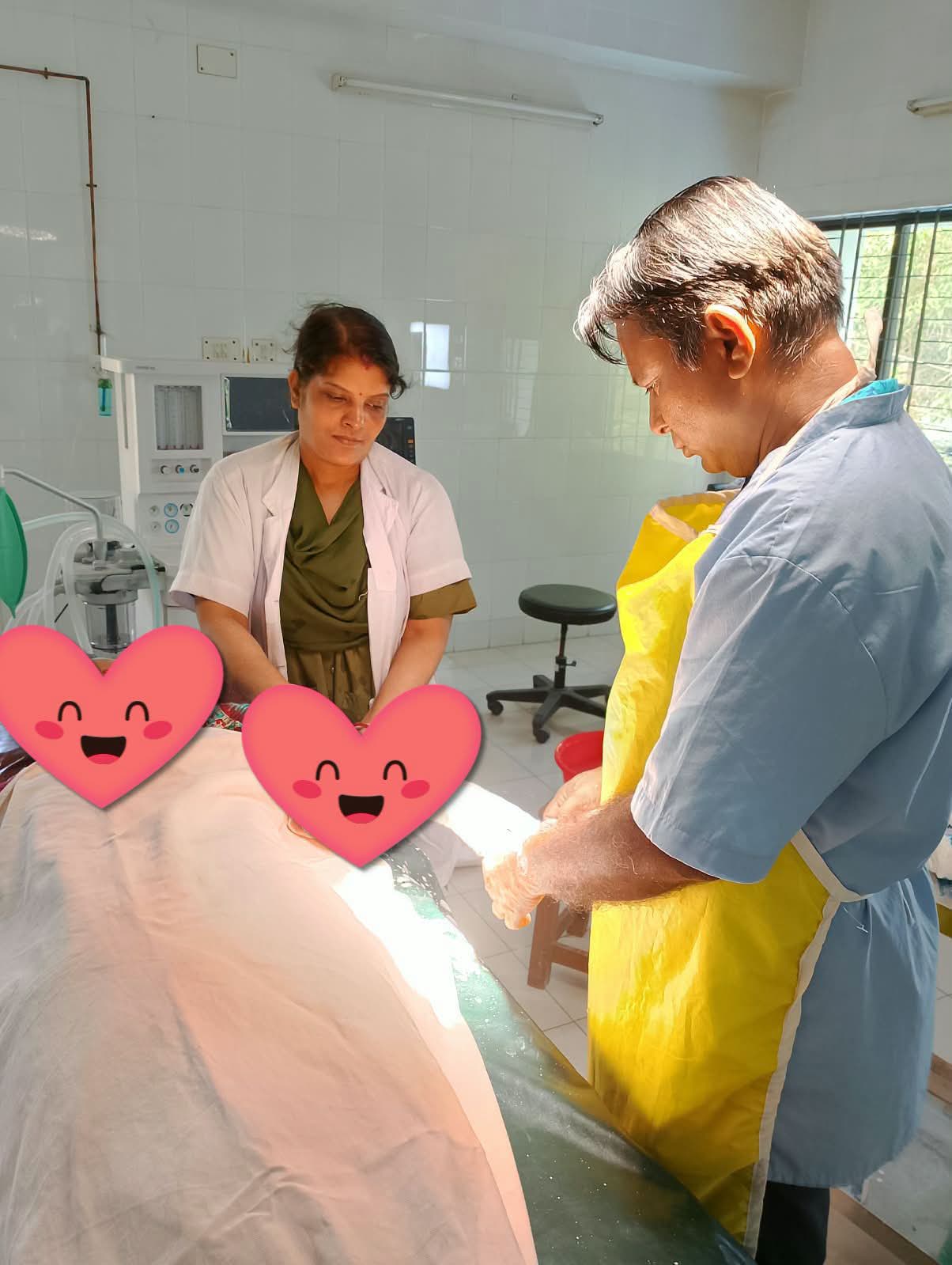 বোয়ালখালী উপজেলা স্বাস্থ্য কমপ্লেক্সে সম্পূর্ণ বিনামূল্যে রোগীর হাতের অপারেশন