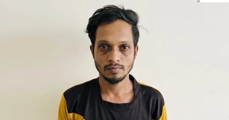 বোয়ালখালীতে ইয়াবা বিক্রির সময় পুলিশের হাতে যুবক গ্রেপ্তার