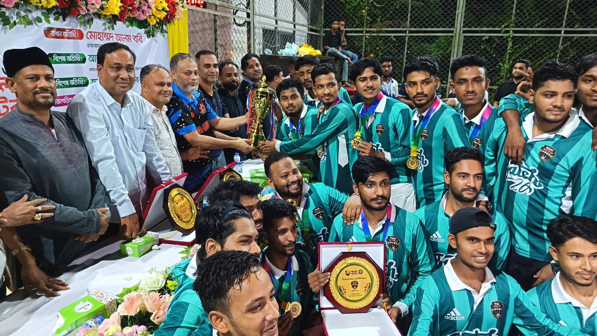পশ্চিম কধুরখীল উচ্চ বিদ্যালয়ের প্রাক্তন শিক্ষার্থীদের পুনর্মিলনী ও ফুটবল ফেস্টিভ্যাল সম্পন্ন