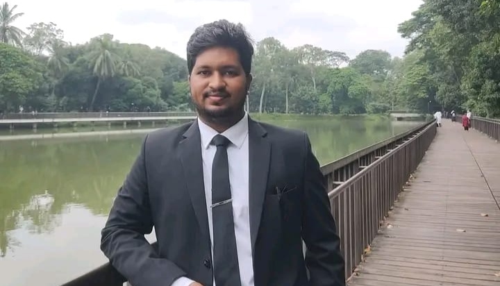 সিভিল জজ/জুডিসিয়াল ম্যাজিস্ট্রেট পদে সুপারিশপ্রাপ্ত হলেন বোয়ালখালীর অনিক দাশ