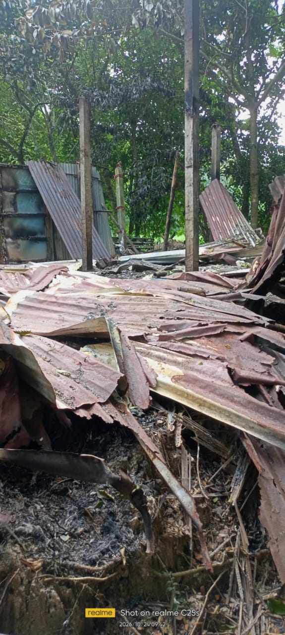 বোয়ালখালীর আমুচিয়ায় বসতঘরে আগুন, ক্ষয়ক্ষতি প্রায় ১ লাখ টাকা