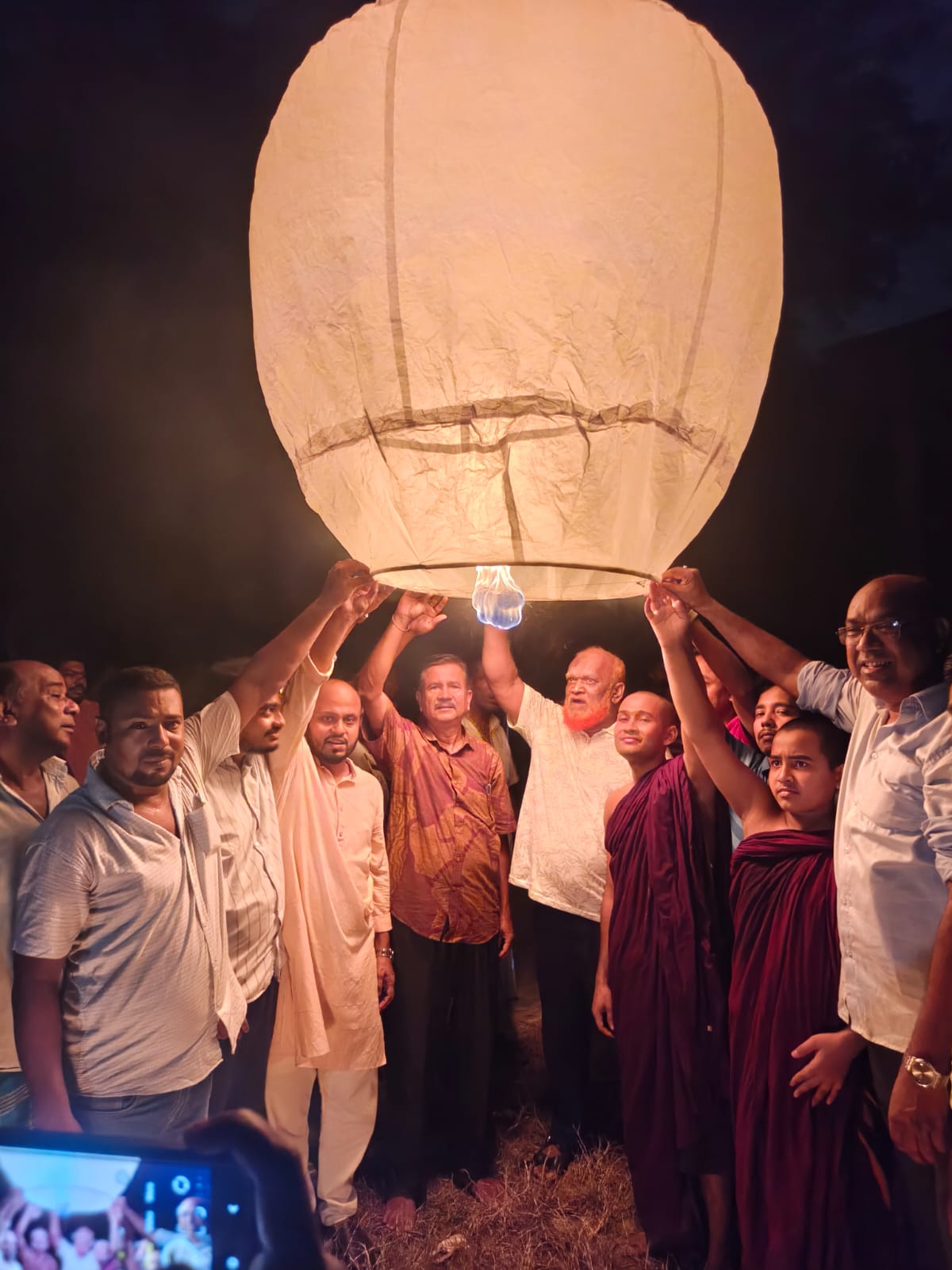 বোয়ালখালীর জ্যৈষ্ঠপুরায় বর্ণিল ফানুস উৎসব