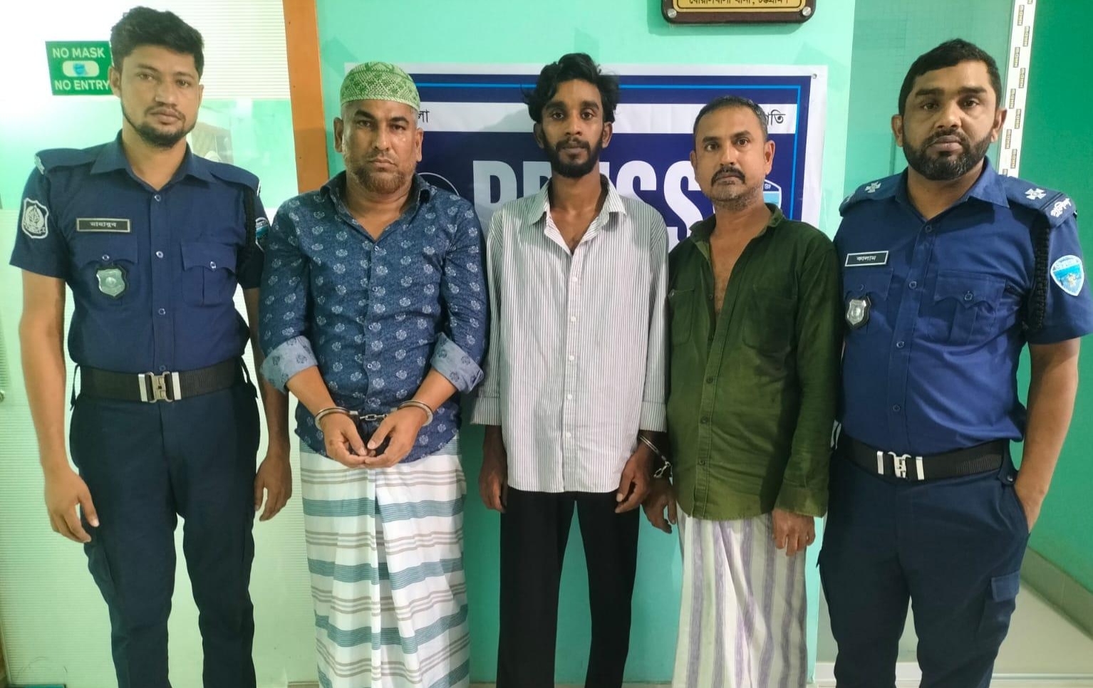 বোয়ালখালীতে সন্ত্রাসবিরোধী আইনের মামলায় ৩ আসামি গ্রেপ্তার